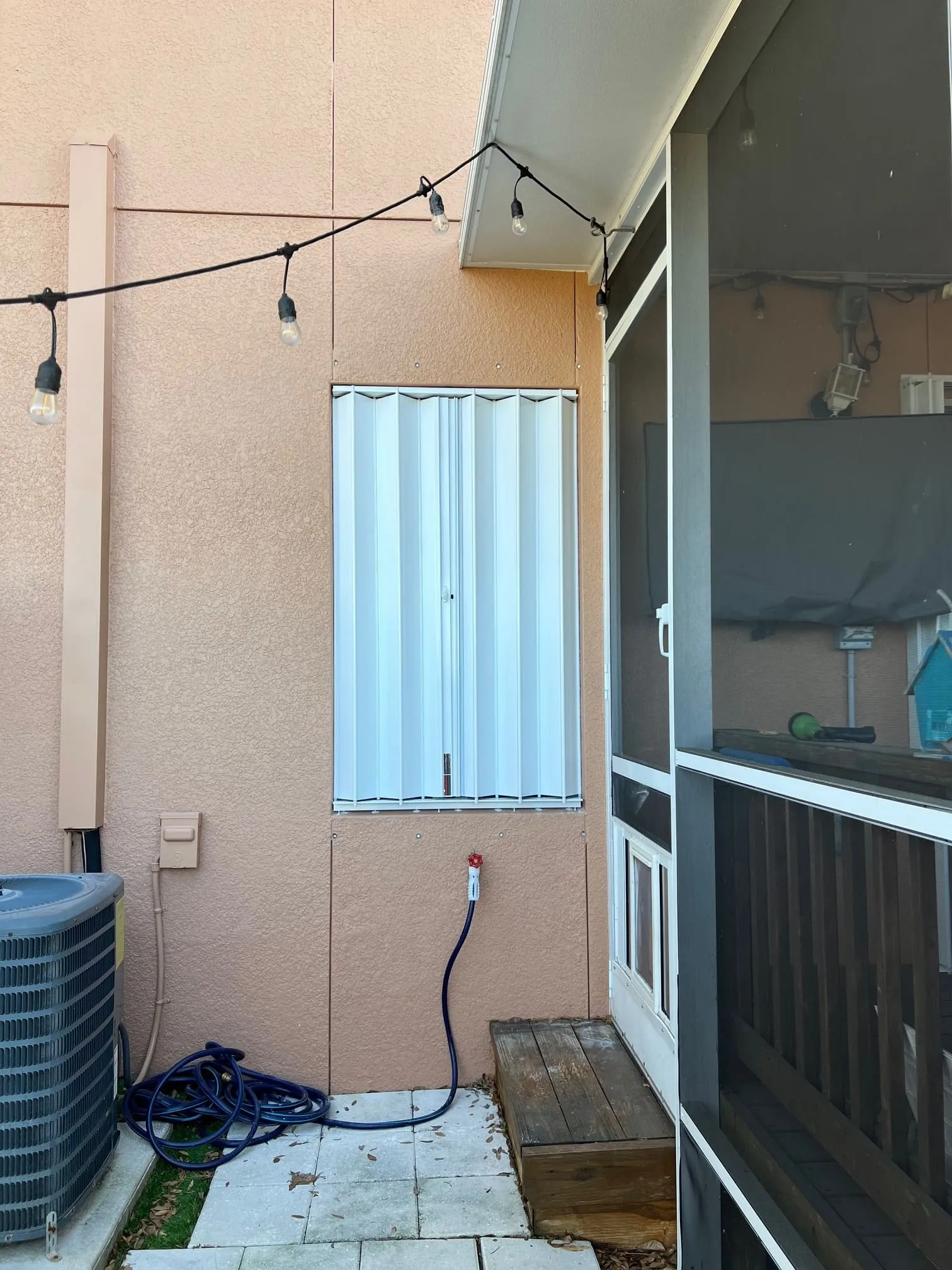 Hurricane accordion shutters