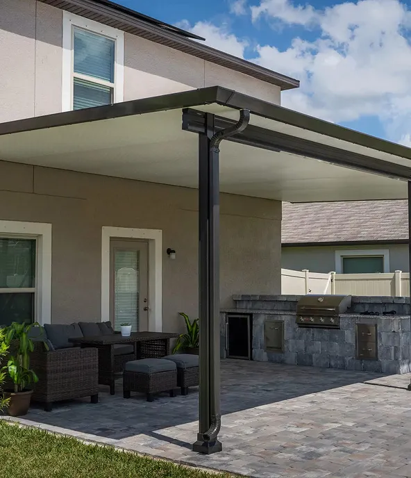 Hurricane roll down shutters