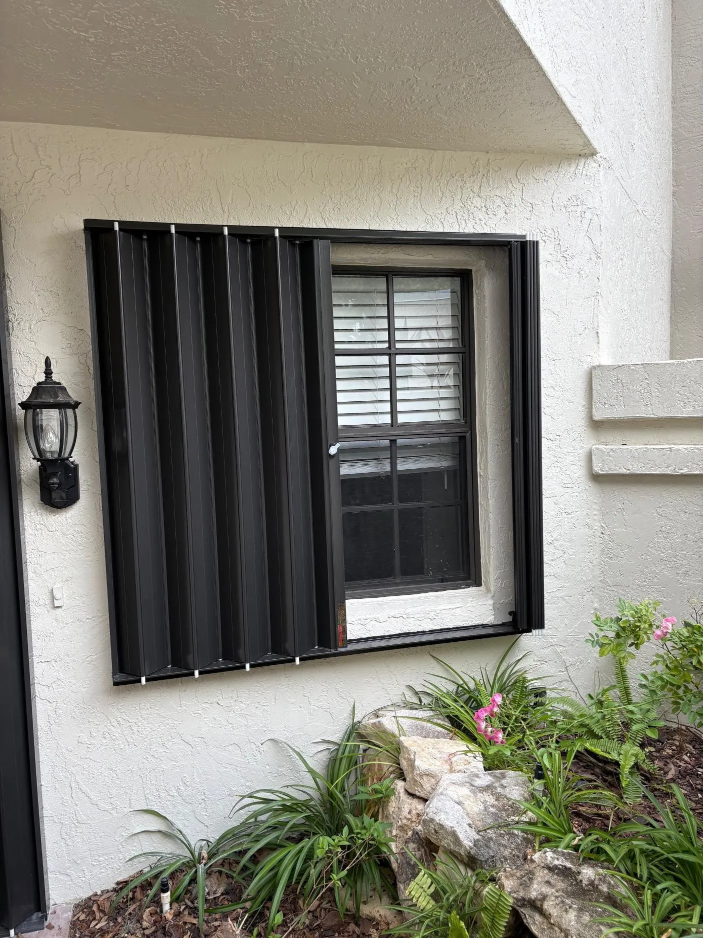 Hurricane accordion shutters