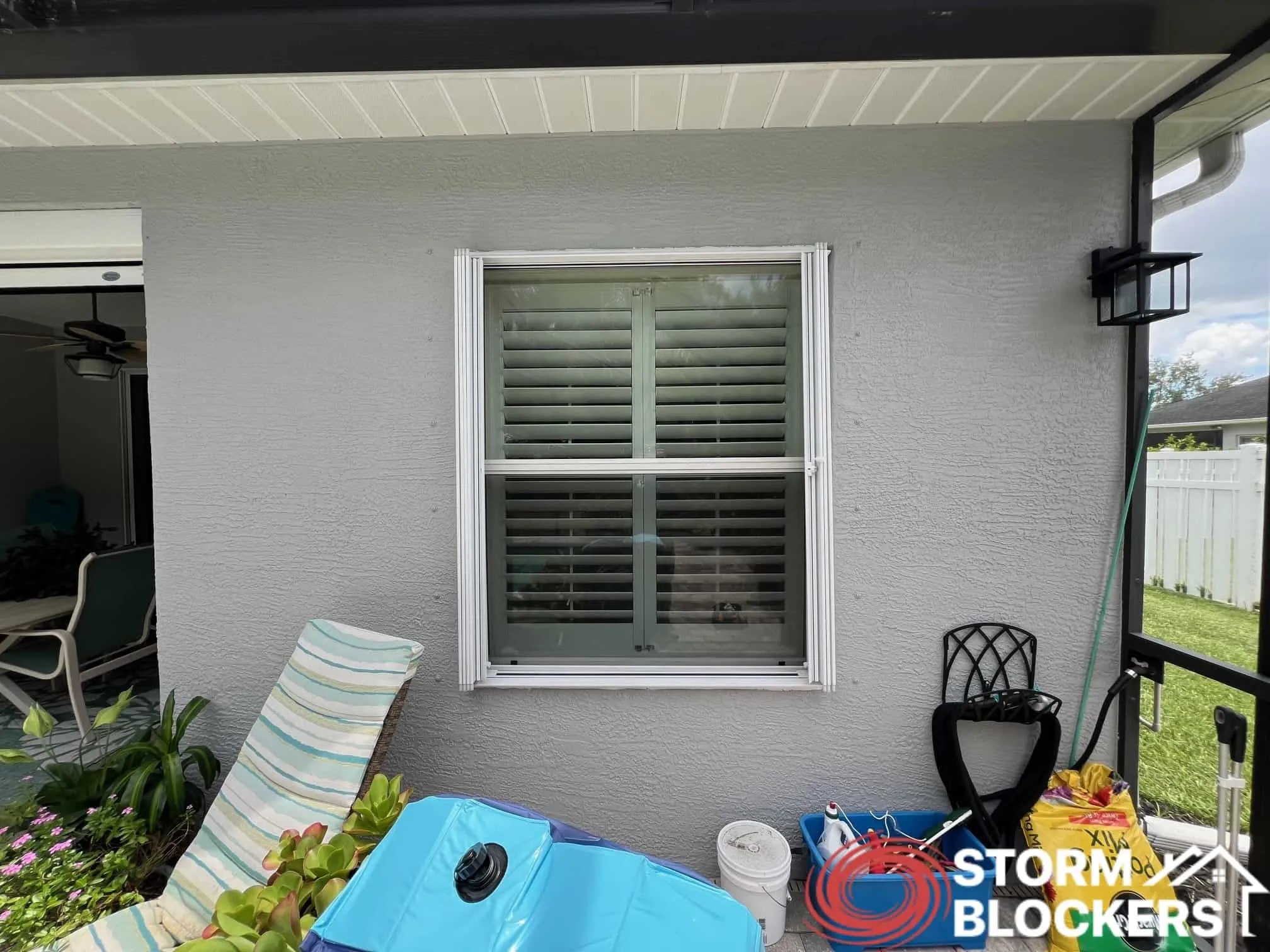 Hurricane accordion shutters